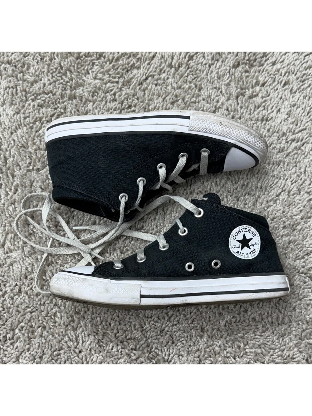 Converse Chuck Taylor All Star Black Sneakers Size 2Y / 3.5 EUR